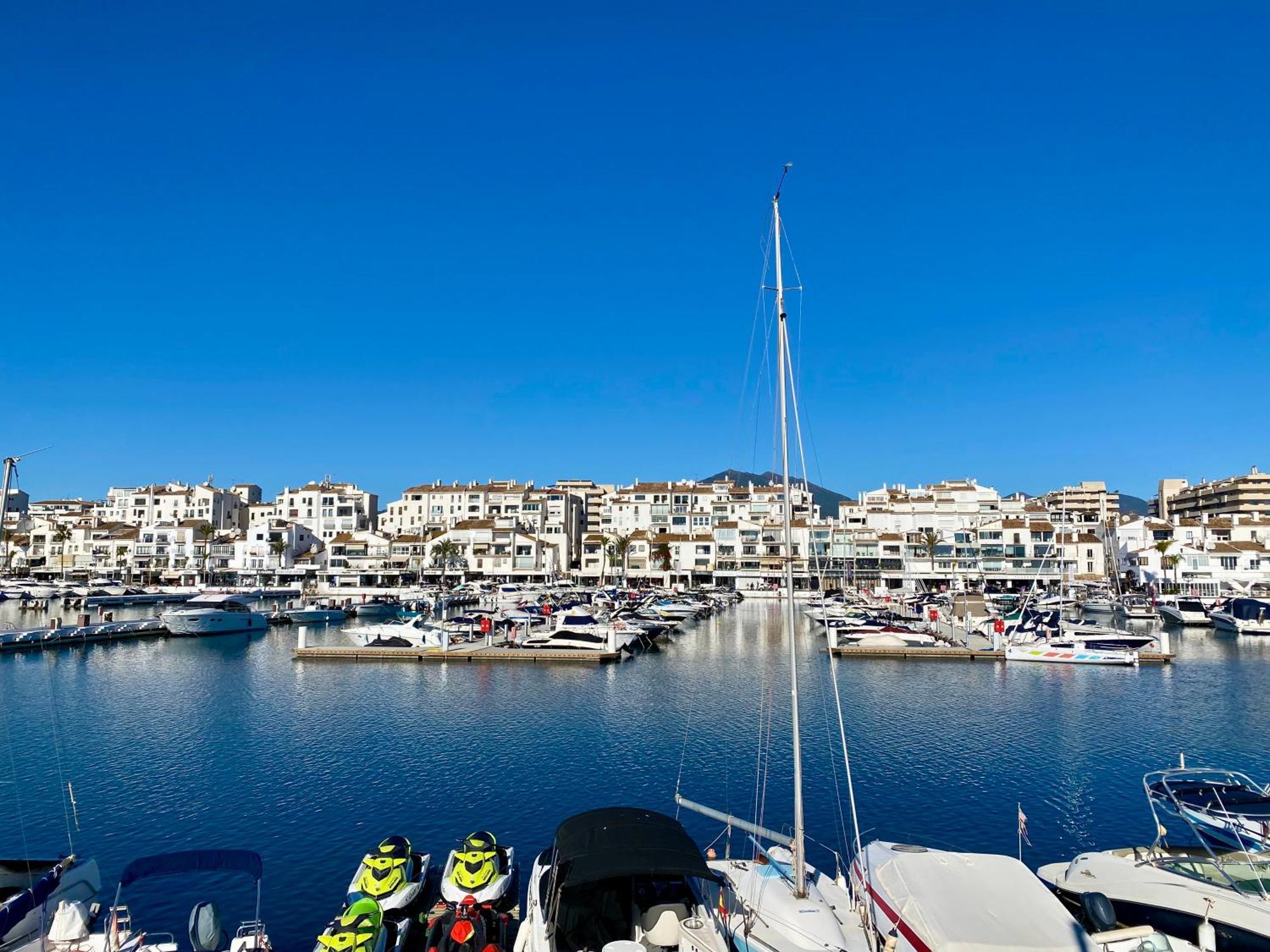 Luxury Puerto Banus Penthouse With Parking & Wi-fi * Марбелья
